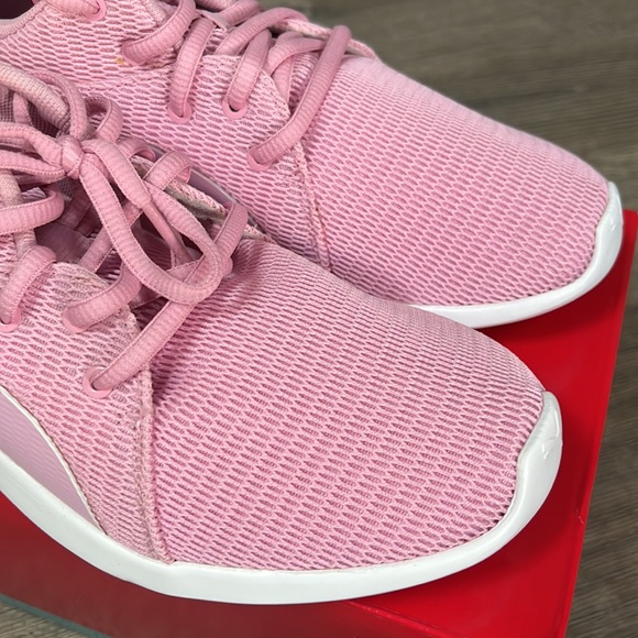 Brand New in box! PUMA Carson 2 new core Sneakers - Picture 4 of 5